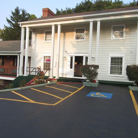 Boardman Inn Youngstown Εξωτερικό φωτογραφία