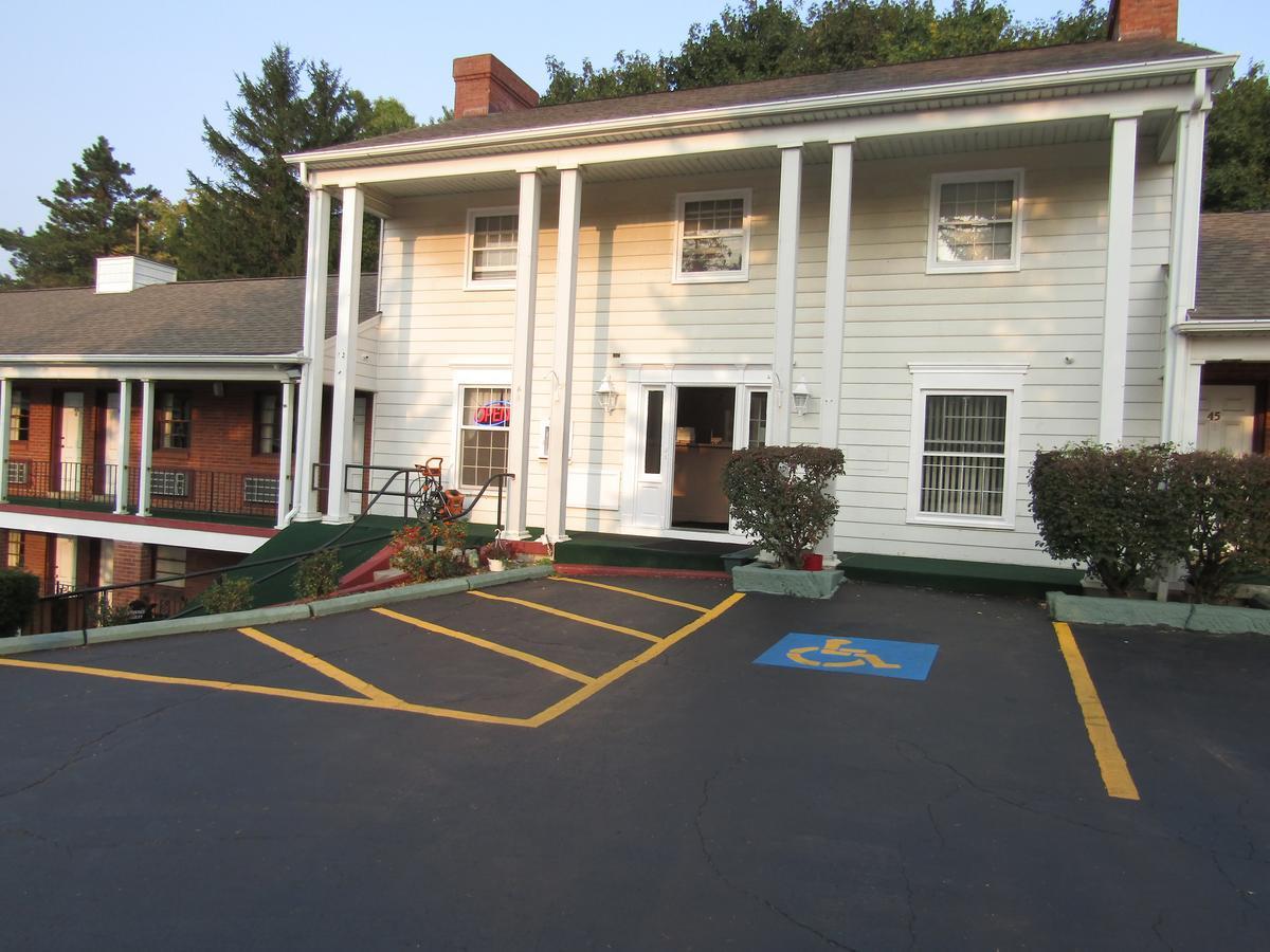 Boardman Inn Youngstown Εξωτερικό φωτογραφία